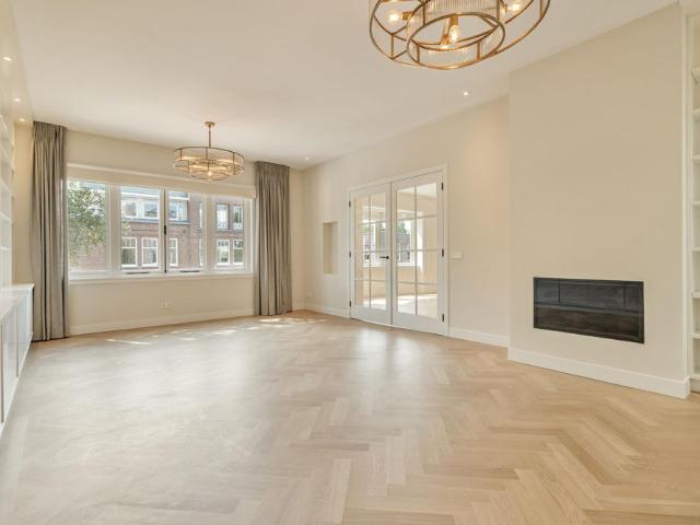 Appartement te huur in Zuid, Amsterdam