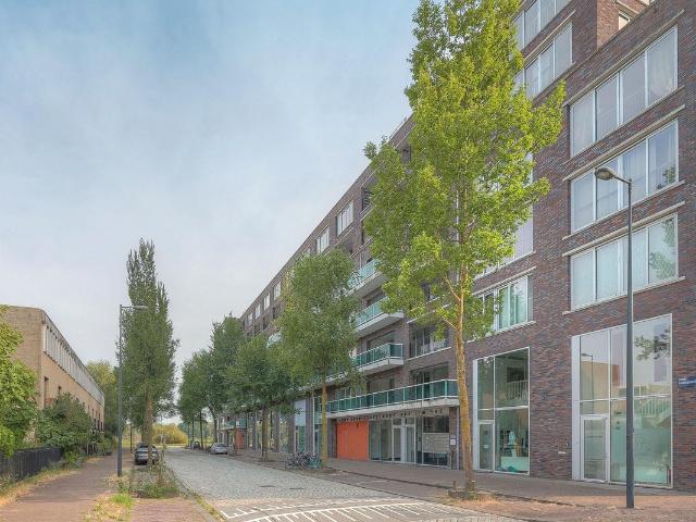 Appartement te huur in Oost, Amsterdam