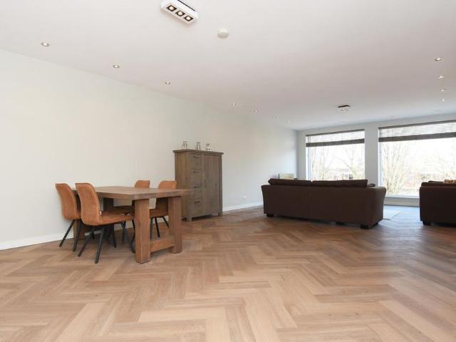 Appartement te huur in Loosduinen, Zuid Holland