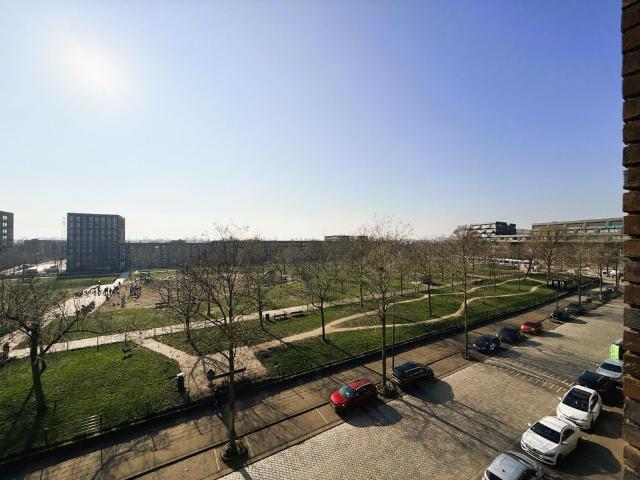 Appartement te huur in Oost, Amsterdam