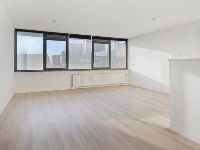Appartement te huur in Laak, Zuid Holland