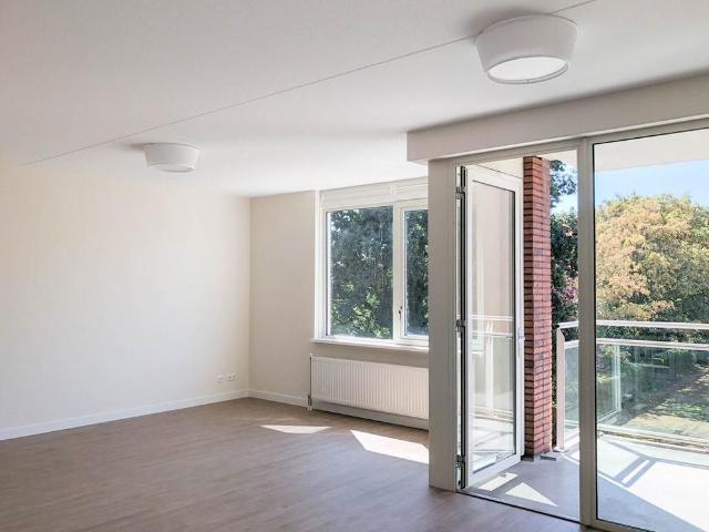 Appartement te huur in Oegstgeest, Zuid Holland