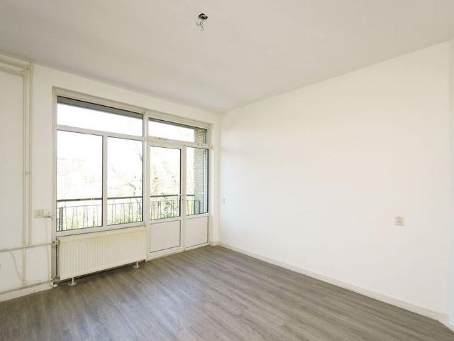 Appartement te huur in Loosduinen, Zuid Holland