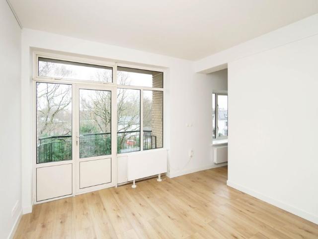 Appartement te huur in Loosduinen, Zuid Holland
