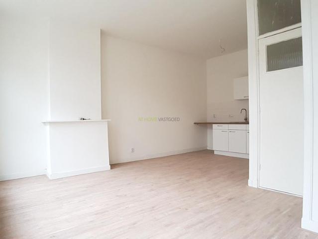Appartement te huur in Bloemhof, Rotterdam