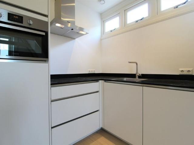 Appartement te huur in Zuid, Amsterdam