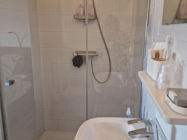Appartement te huur in Zoeterwoude, Zoeterwoude-rijndijk