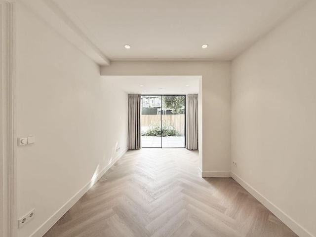 Appartement te huur in Zuid, Amsterdam