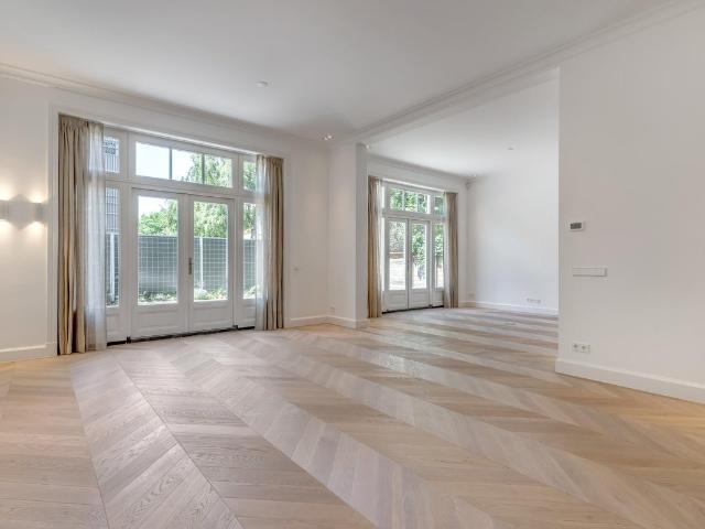 Appartement te huur in Zuid, Amsterdam