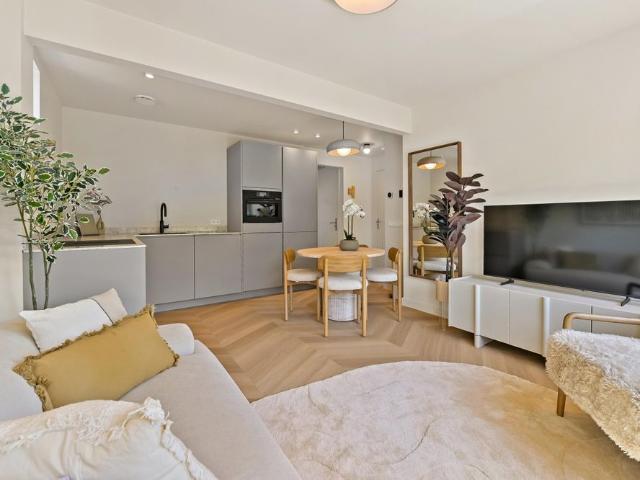 Appartement te huur in Benoordenhout, Zuid Holland