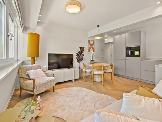 Appartement te huur in Benoordenhout, Zuid Holland