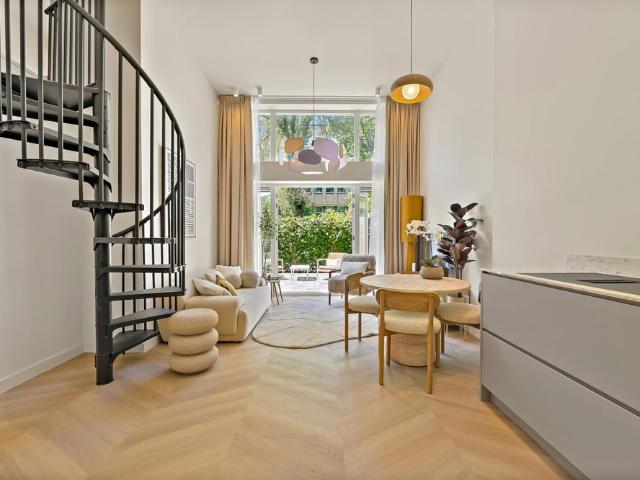 Appartement te huur in Benoordenhout, Zuid Holland