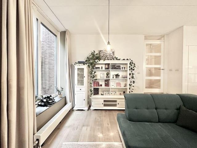 Appartement te huur in Sloten, Amsterdam