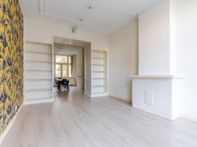 Appartement te huur in Bezuidenhout, Zuid Holland