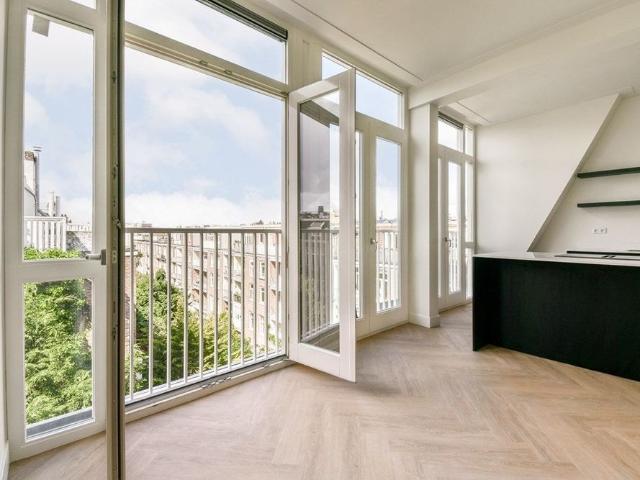 Appartement te huur in Zuid, Amsterdam