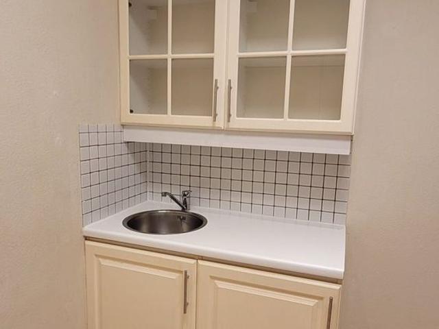 Appartement te huur in Bezuidenhout, Zuid Holland