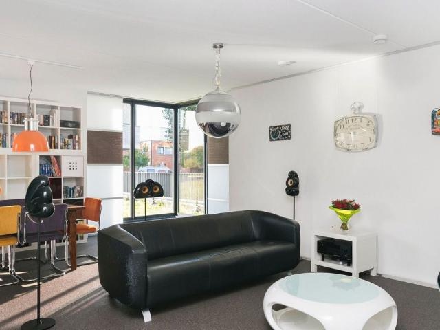 Appartement te huur in Roodenburg, Zuid Holland