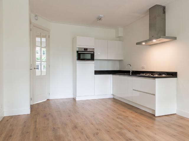 Appartement te huur in Zuid, Amsterdam