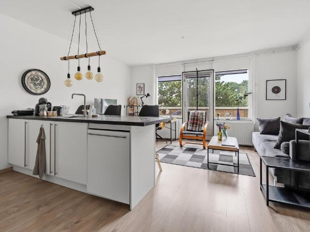 Appartement te huur in Loosduinen, Zuid Holland
