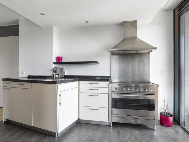 Appartement te huur in Sloten, Amsterdam