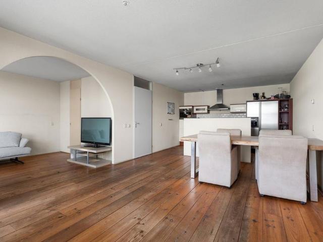 Appartement te huur in Sloten, Amsterdam