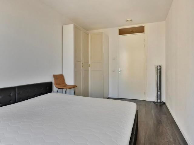 Appartement te huur in Rivierenbuurt, Zuid Holland