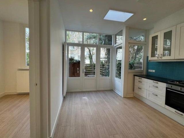 Appartement te huur in Zuid, Amsterdam