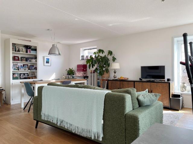 Appartement te huur in Oegstgeest, Zuid Holland