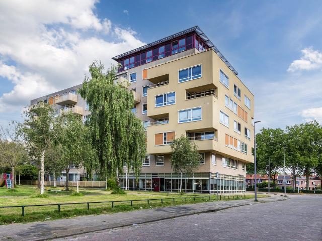 Appartement te huur in IJsselmonde, Rotterdam