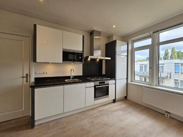 Appartement te huur in Zuid, Amsterdam