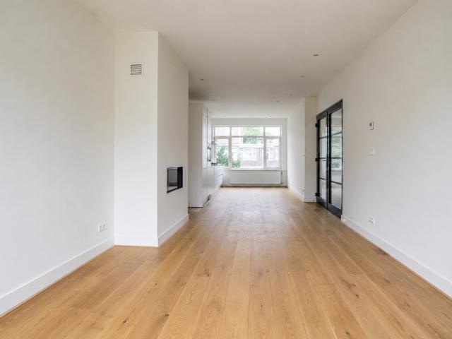 Appartement te huur in Vruchtenbuurt, Zuid Holland