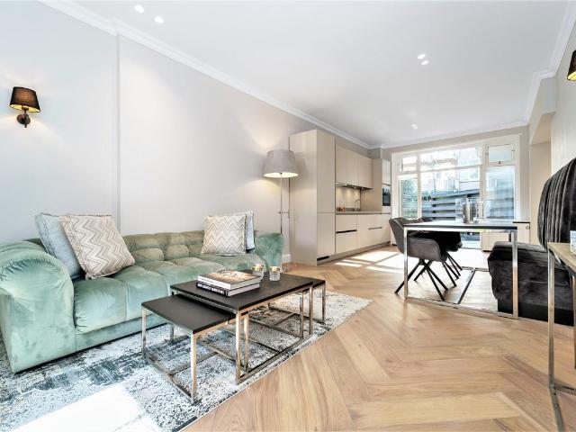 Appartement te huur in Zuid, Amsterdam