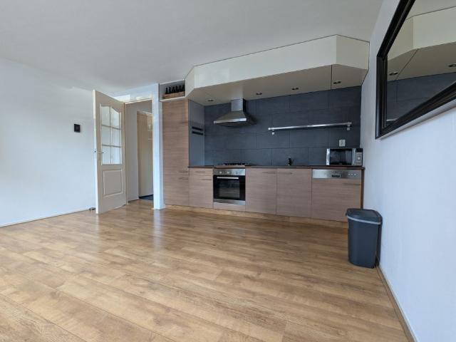 Appartement te huur in Huizen, Noord Holland