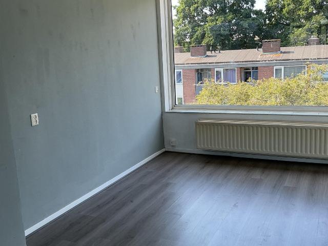 Appartement te huur in Zwijndrecht, Zuid Holland