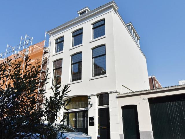 Appartement te huur in Museumkwartier, Zuid Holland