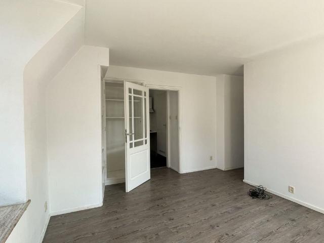 Appartement te huur in Laren, Noord Holland