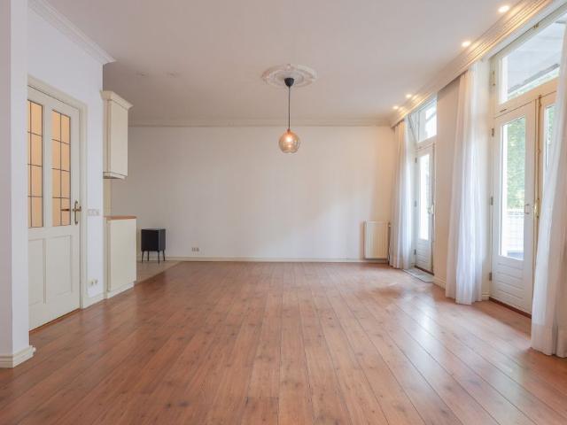 Appartement te huur in Zuid, Amsterdam
