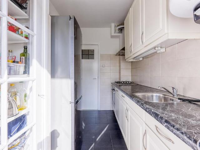 Appartement te huur in Benoordenhout, Zuid Holland