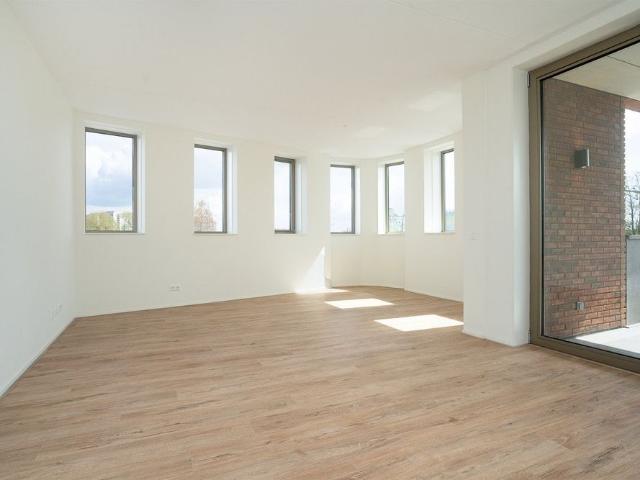 Appartement te huur in Diemen, Noord Holland