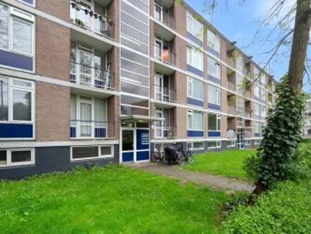 Appartement te huur in Groot-IJsselmonde, Rotterdam