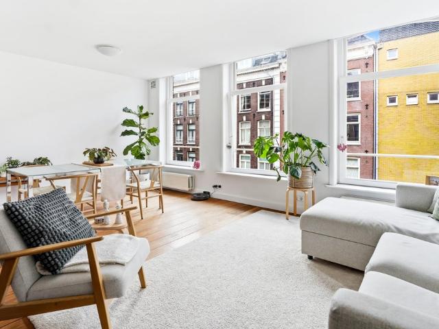 Appartement te huur in Zuid, Amsterdam