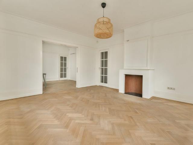 Appartement te huur in Zuid, Amsterdam