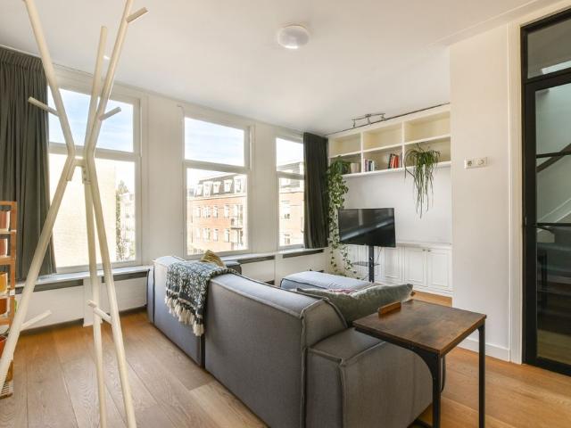 Appartement te huur in Zuid, Amsterdam