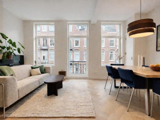 Appartement te huur in Zuid, Amsterdam