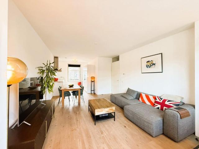 Appartement te huur in Zuid, Amsterdam