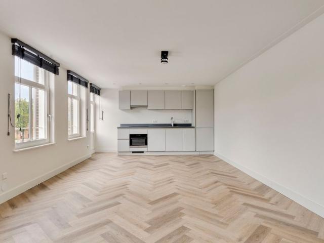 Appartement te huur in Zuid, Amsterdam