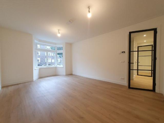 Appartement te huur in Zuid, Amsterdam