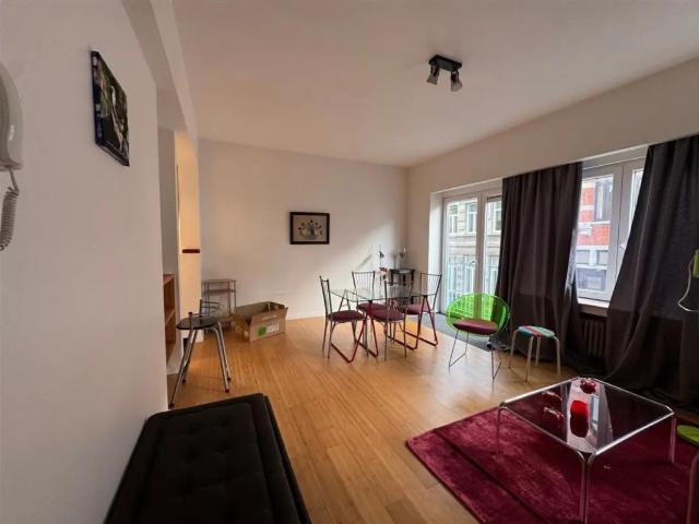 Appartement location à Saint-Gilles - Sint-Gillis, Brussel-Hoofdstad - Bruxelles-Capitale