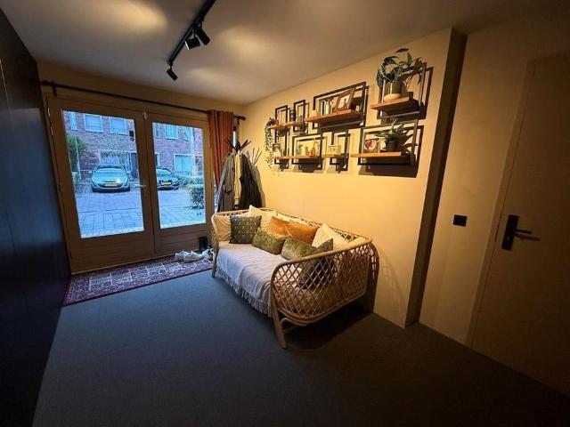 Appartement te huur in Sloten, Amsterdam