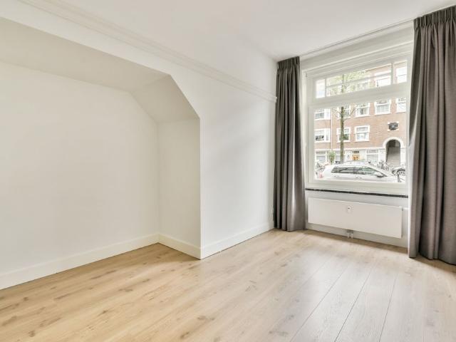 Appartement te huur in Zuid, Amsterdam